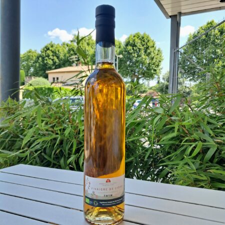 Bouteille de vinaigre de cidre au thym 25 cl – Ferme des Homs – condiment aromatique naturel